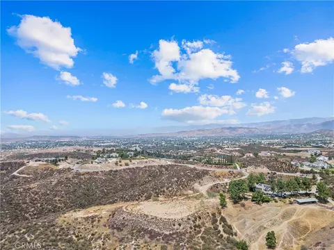 37807 Valgio, Calimesa, CA 92320 photo 7