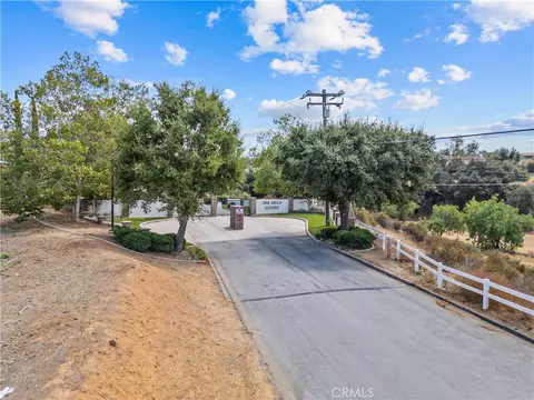 37807 Valgio, Calimesa, CA 92320 photo 9