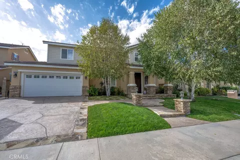 24030 Via Vizcaya, Valencia, CA 91354