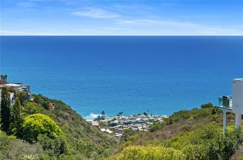 749 Marlin Dr, Laguna Beach, CA 92651