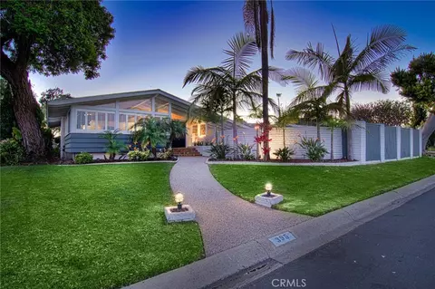 395 Meadow Ln, Newport Beach, CA 92660