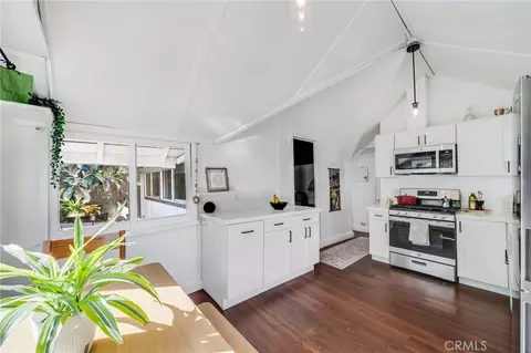 478 Saint Anns, Laguna Beach, CA 92651