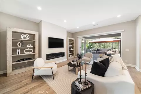 20 Tandeo Dr, Rancho Mission Viejo, CA 92694