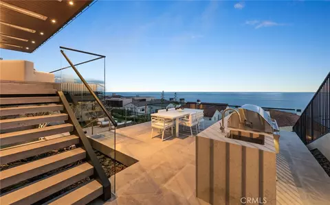 Exterior - 43 Beach Vw, Dana Point, CA 92629 photo 4 of 10