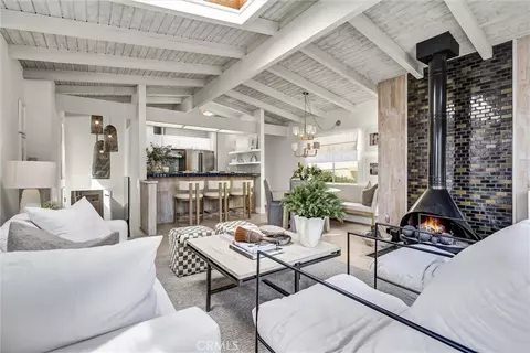 1025 Oro, Laguna Beach, CA 92651