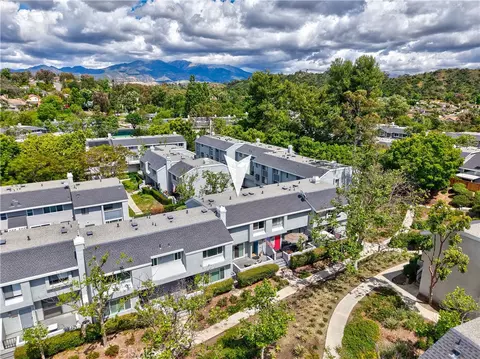 26415 Waterford Cir, Lake Forest, CA 92630