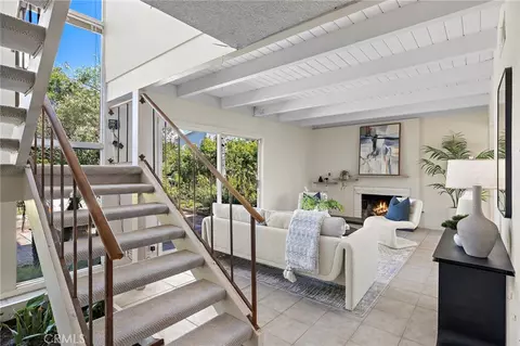 3010 Alta Laguna Blvd, Laguna Beach, CA 92651