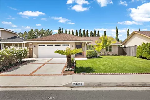 24211 Barquero Dr, Mission Viejo, CA 92691