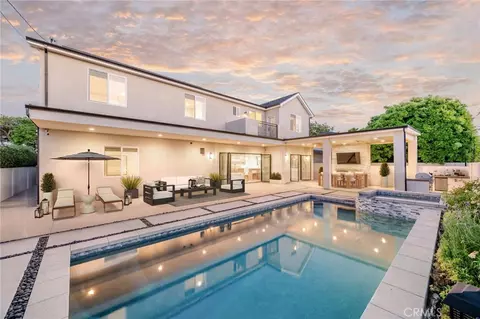 11385 Baskerville Rd, Rossmoor, CA 90720