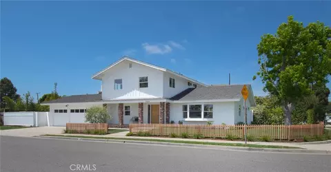 1789 Rogers Pl, Costa Mesa, CA 92627