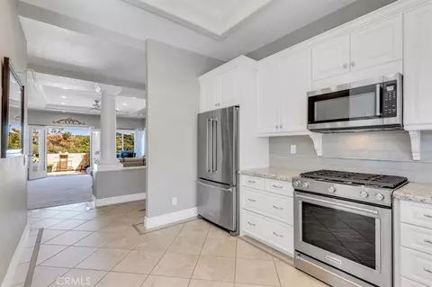 Kitchen - 33 Wimbledon Ct, Dana Point, CA 92629 photo 1 of 3