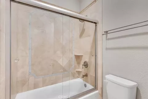 Bath - 33 Wimbledon Ct, Dana Point, CA 92629 photo 3 of 3
