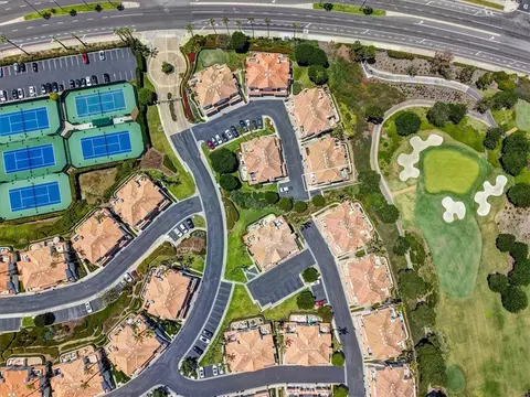 View/Area - 33 Wimbledon Ct, Dana Point, CA 92629 photo 3 of 13