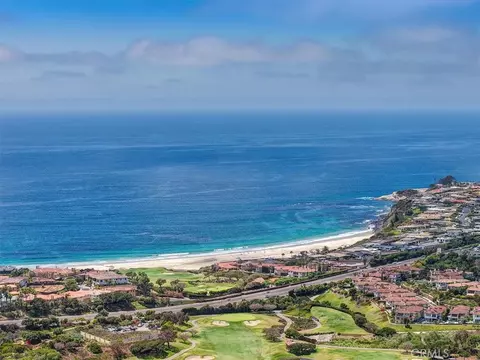 View/Area - 33 Wimbledon Ct, Dana Point, CA 92629 photo 6 of 13
