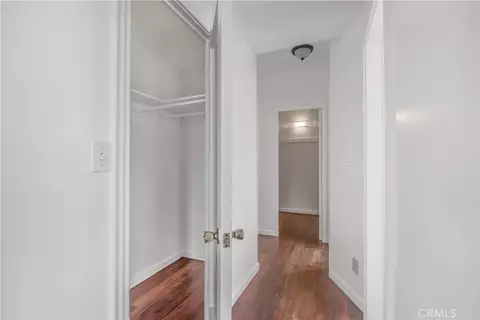 Entry Way - 1030 E Ocean Blvd #502, Long Beach, CA 90802 photo 1 of 3
