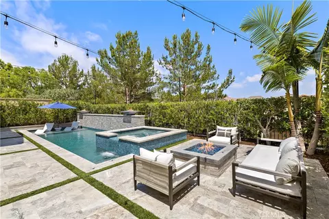 14 Anacapa Ln, Aliso Viejo, CA 92656