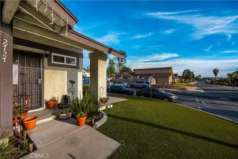 Exterior - 1403 E Sail Ave, Orange, CA 92865 photo 6 of 11