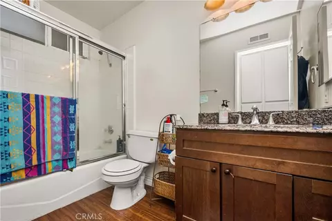 Bath - 1403 E Sail Ave, Orange, CA 92865 photo 5 of 5