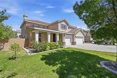44106 Raven Ln, Lancaster, CA 93536