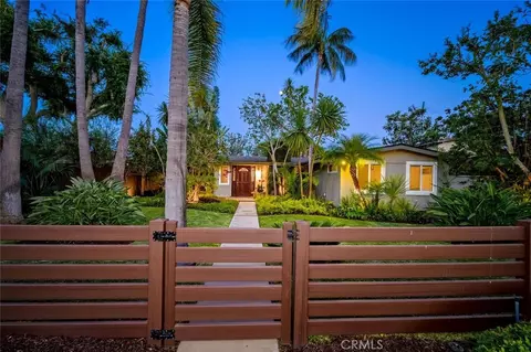 1962 Fullerton Ave, Costa Mesa, CA 92627