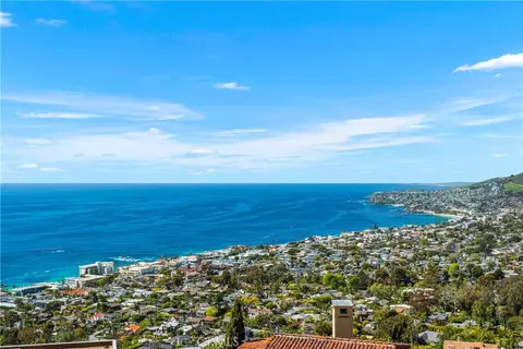 2378 Crestview Dr, Laguna Beach, CA 92651