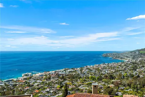 2378 Crestview Dr, Laguna Beach, CA 92651