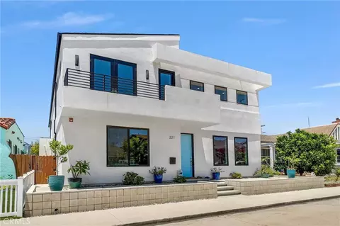 221 Attica, Long Beach, CA 90803
