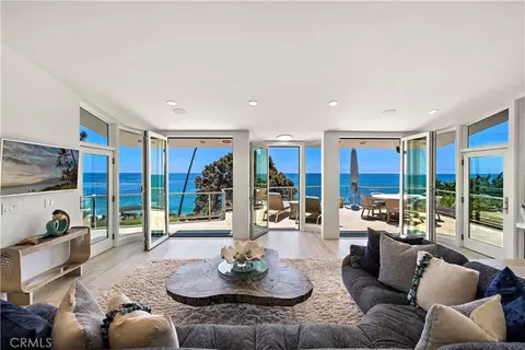 594 Cliff Dr, Laguna Beach, CA 92651