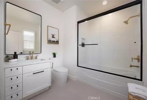 Bath - 93 Parson Brown, Irvine, CA 92618 photo 5 of 9