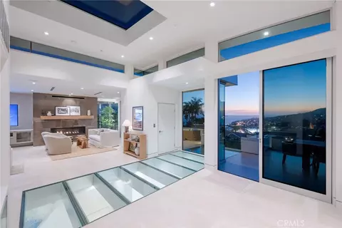 640 Temple Hills Dr, Laguna Beach, CA 92651
