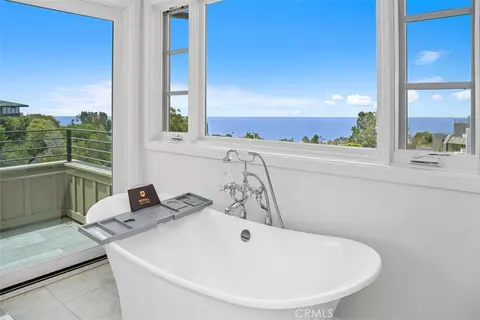Bath - 802 Summit, Laguna Beach, CA 92651 photo 3 of 6