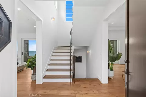 Entry Way - 802 Summit, Laguna Beach, CA 92651 photo 1 of 1