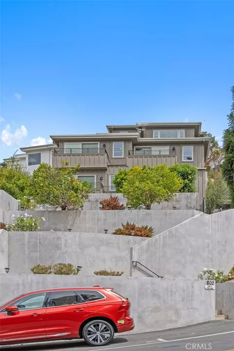 Exterior - 802 Summit, Laguna Beach, CA 92651 photo 6 of 7