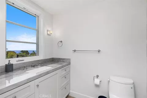 Bath - 802 Summit, Laguna Beach, CA 92651 photo 4 of 6