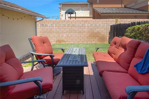 Exterior - 2209 Elden Ave, Costa Mesa, CA 92627 photo 12 of 14