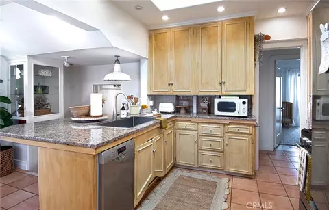 Kitchen - 2209 Elden Ave, Costa Mesa, CA 92627 photo 2 of 9