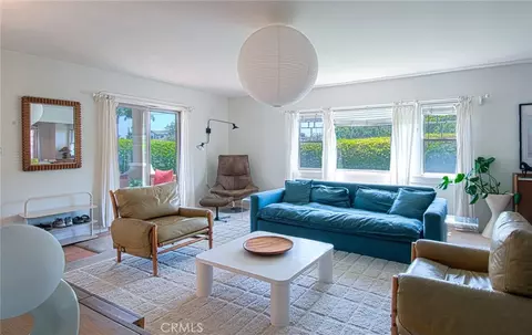 Living - 2209 Elden Ave, Costa Mesa, CA 92627 photo 1 of 5