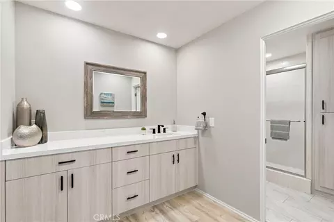 Bath - 43337 Lacovia Dr, Bermuda Dunes, CA 92203 photo 1 of 6