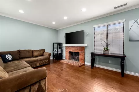 939 W 19th, Costa Mesa, CA 92627