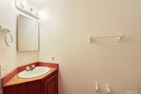 Bath - 2475 Woodfield, Brea, CA 92821 photo 4 of 4