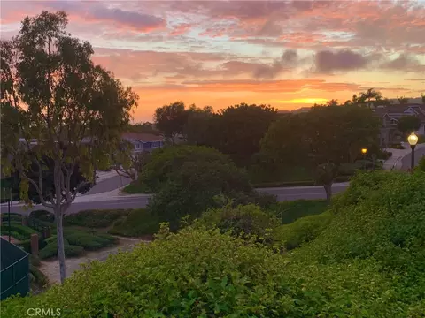 10 Portland Pl, Laguna Niguel, CA 92677