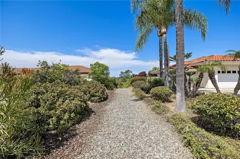 Exterior - 647 Tumble Creek Ln, Fallbrook, CA 92028 photo 14 of 19