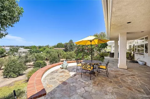 Exterior - 647 Tumble Creek Ln, Fallbrook, CA 92028 photo 11 of 19