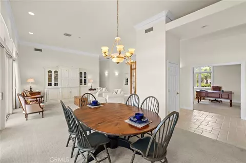 Dining - 647 Tumble Creek Ln, Fallbrook, CA 92028 photo 3 of 3