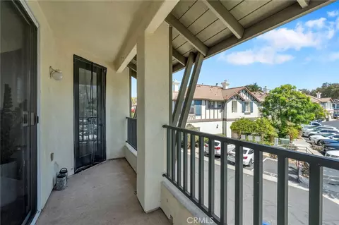 Exterior - 402 Bay Berry Pl, Encinitas, CA 92024 photo 4 of 6
