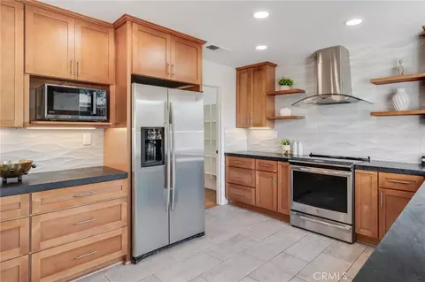 Kitchen - 21 Rhode Is, Irvine, CA 92606 photo 3 of 4