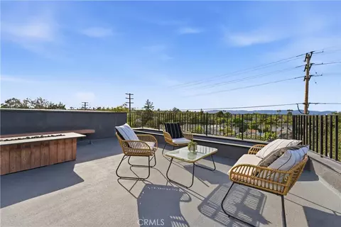 3601 Mclaughlin Ave, Los Angeles, CA 90066