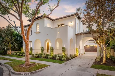 15 Boardwalk, Newport Beach, CA 92660