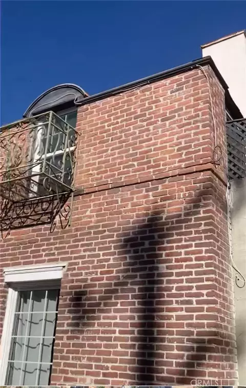 1525 N Arrowhead Ave, San Bernardino, CA 92405