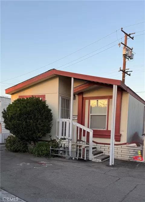 5300 Cortland St #27, Lynwood, CA 90262
